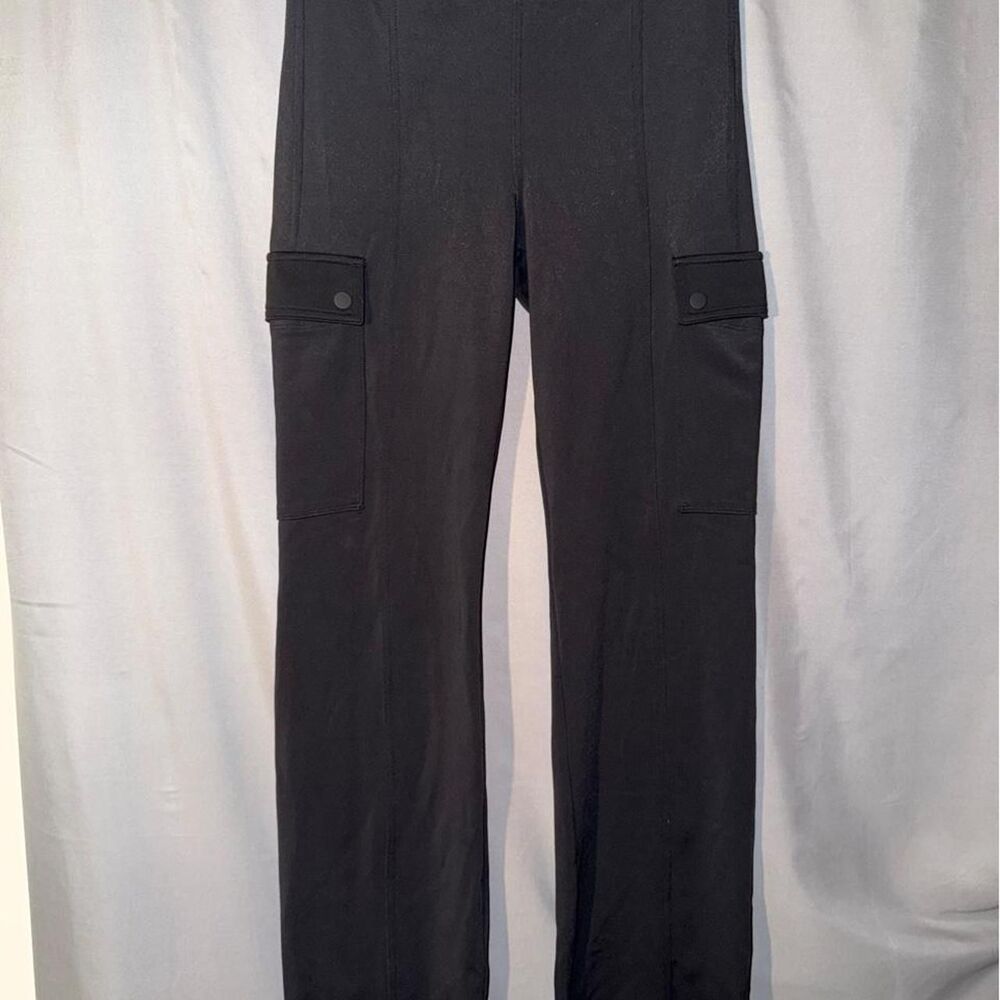 Athleta Straight Leg Cargo Pants